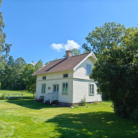 Lilla Backen Villa Hjo Eksteriør billede