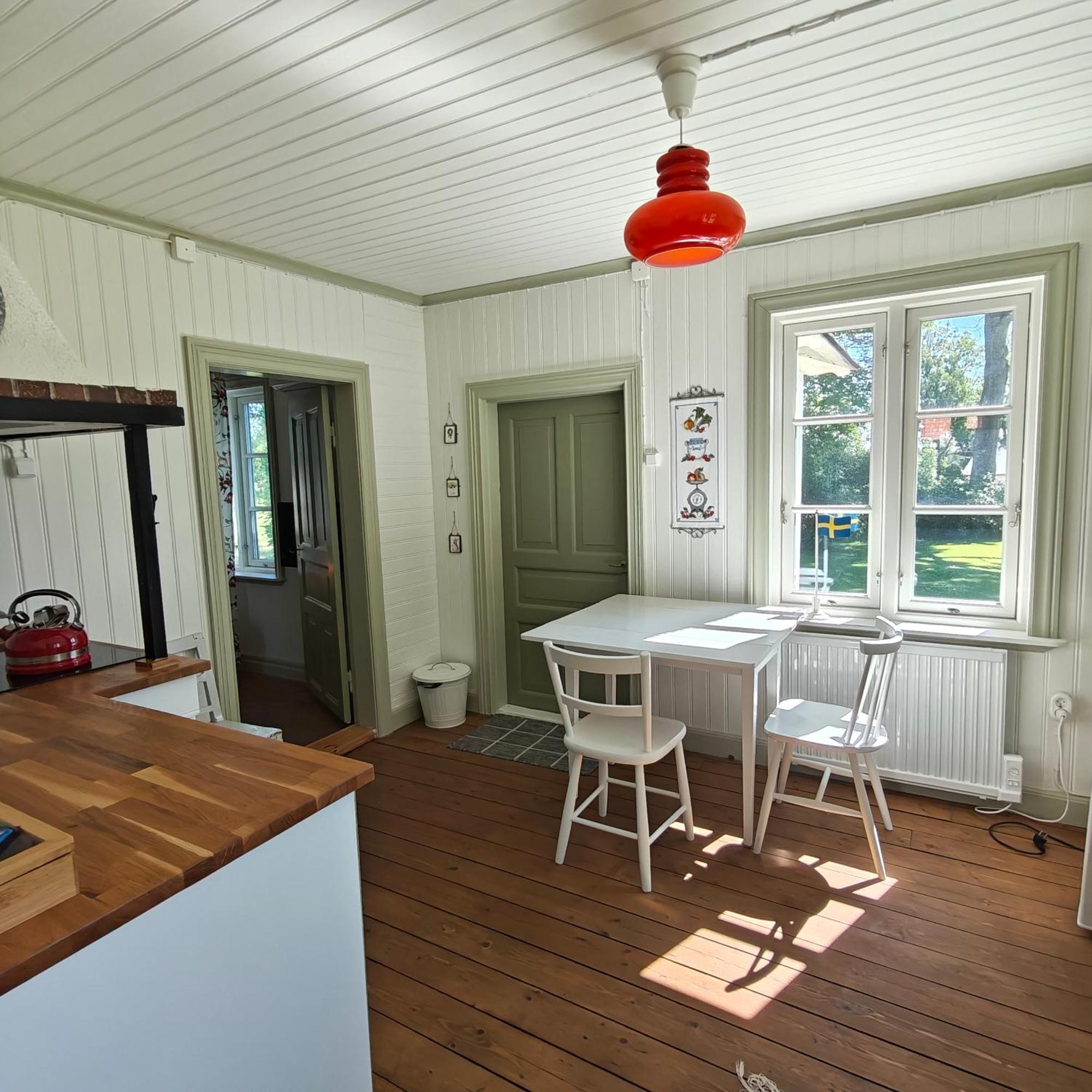Lilla Backen Villa Hjo Eksteriør billede